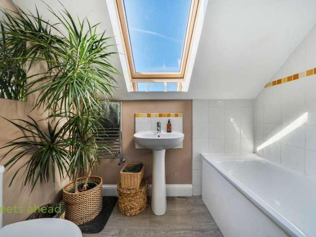 House for sale in London Borough of Croydon, Greater London