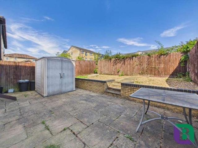 House for sale in Fenny Stratford, Milton Keynes