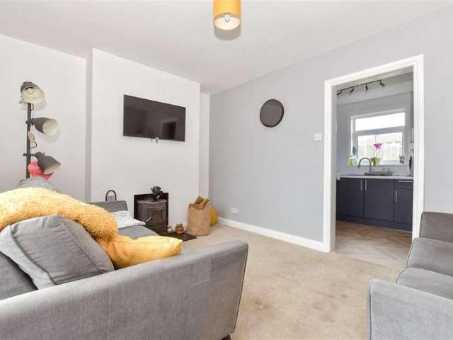 House for sale in Elvington, Ash