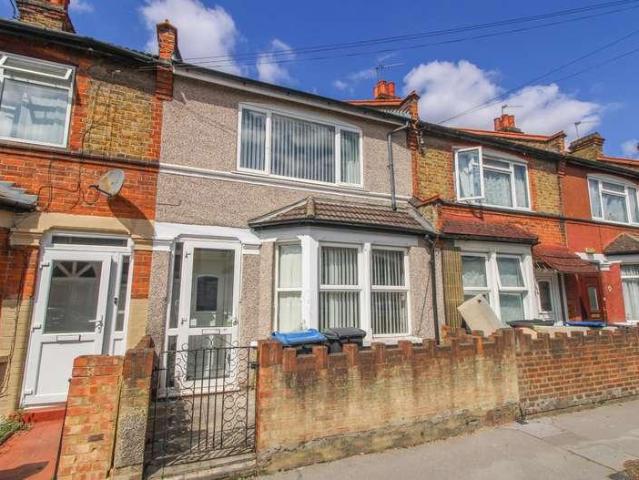 House for sale in London Borough of Croydon, Greater London