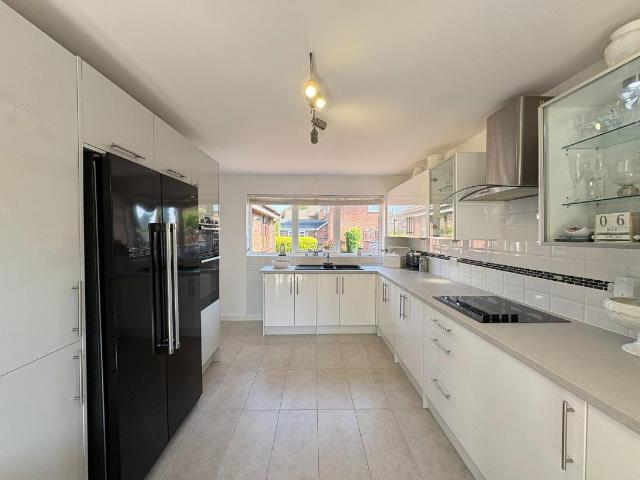 House for sale in Kennessee Green, Aintree