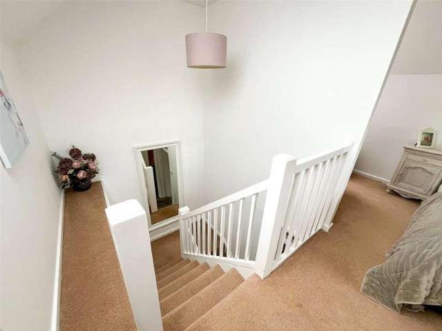 House for sale in Oxclose, Washington