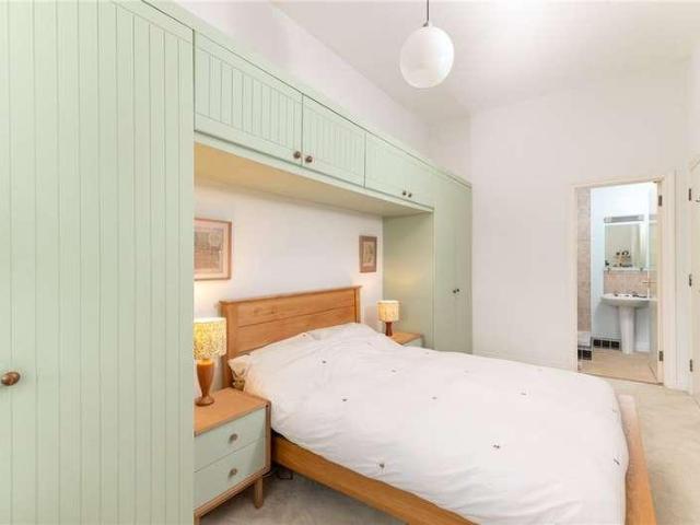 Flat for sale in Baildon