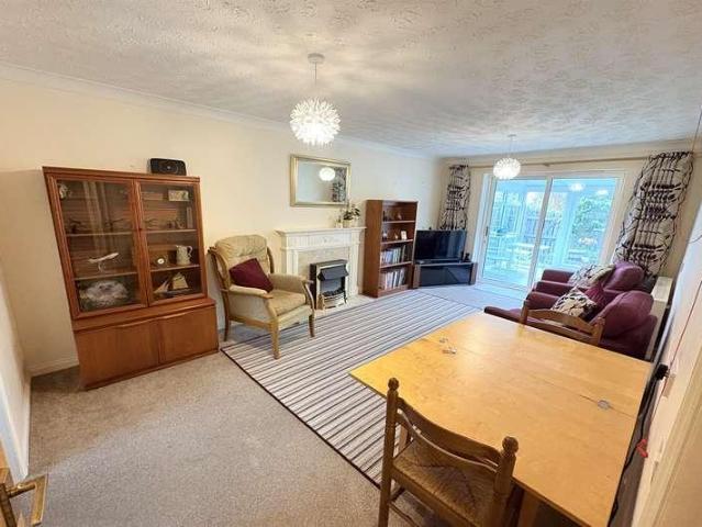 House for sale in Acle, Crostwick