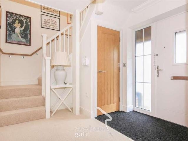 House for sale in Cawston, New Bilton