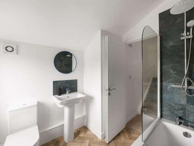 House for sale in Feckenham, City Of Bristol