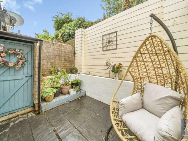 House for sale in Buckingham, Buckinghamshire