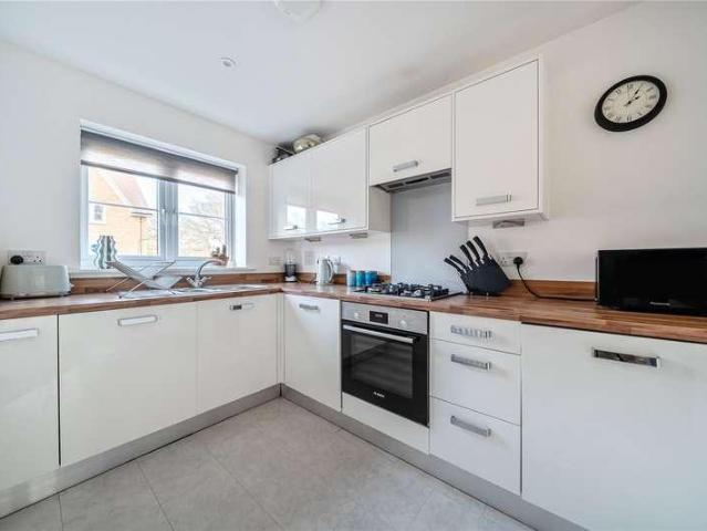 House for sale in Fole, Surrey