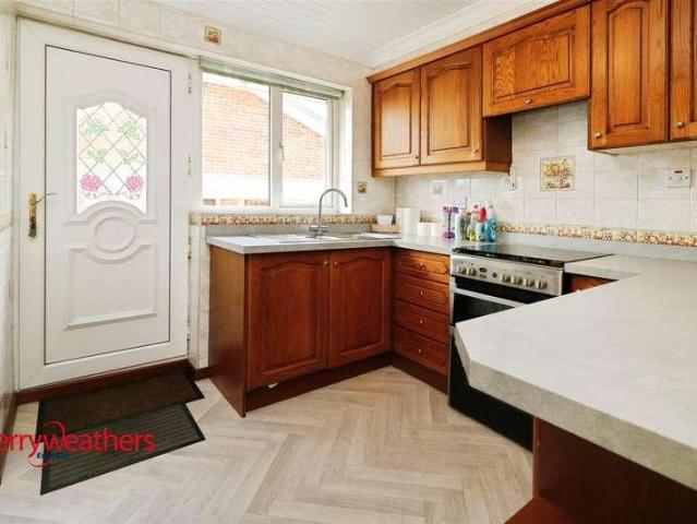 House for sale in Rotherham, Dale Hill
