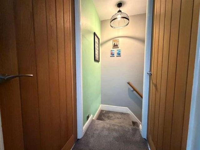 House for sale in Daisy Hill, Lee Bank