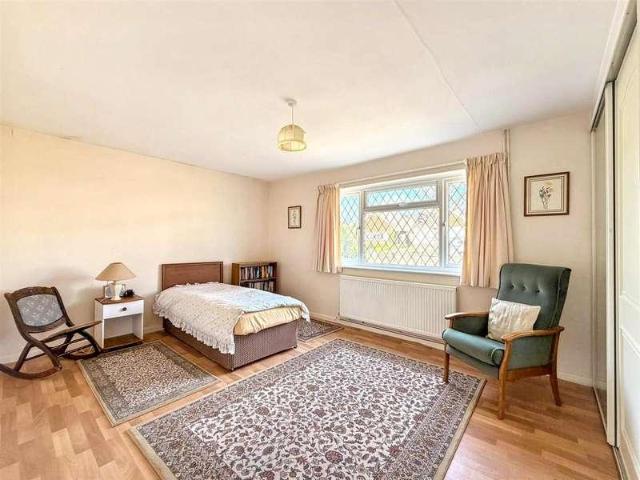 House for sale in Ratton Village, Eastbourne