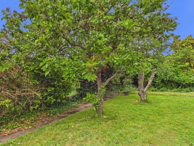 House for sale in Chelmondiston, Suffolk