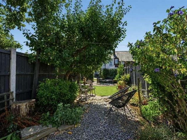 House for sale in Stanley and Stanley Common, Caldermill