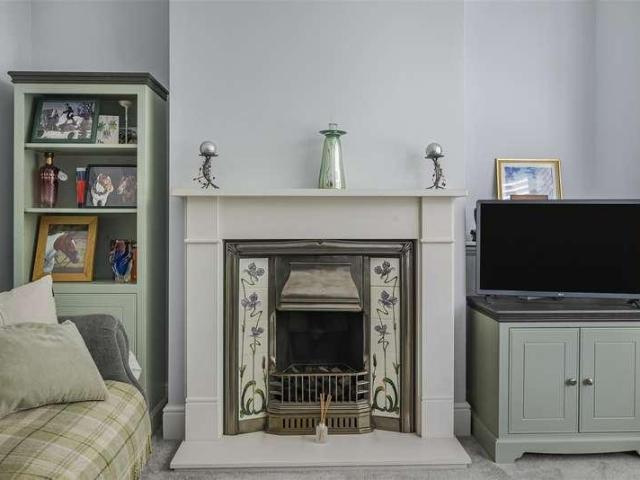 House for sale in Hayes, Greater London