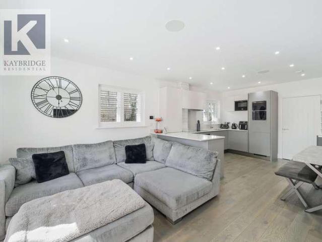 House for sale in Red Hill, Surrey