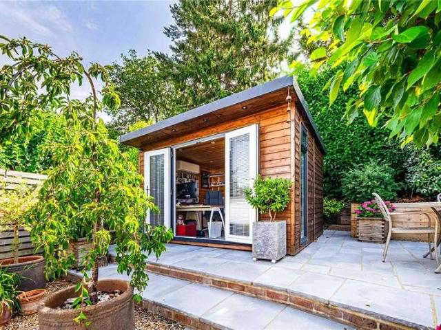 House for sale in Nettleden with Potten End, Pouchen End