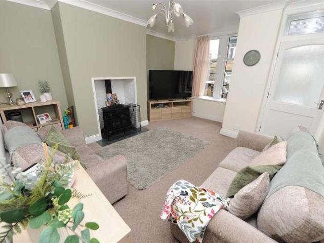 House for sale in Eccleshill, West Yorkshire