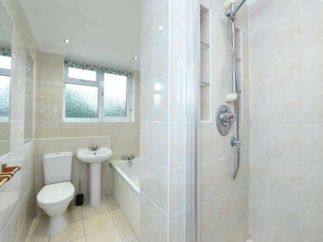House for sale in Pouchen End, Hertfordshire
