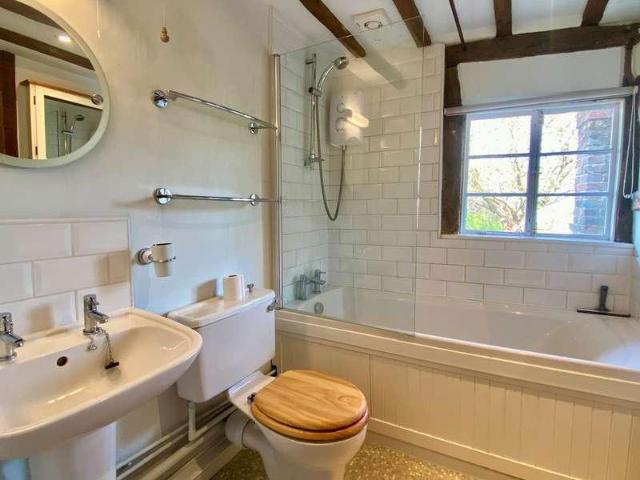 House for sale in Berrick Salome, Oxfordshire