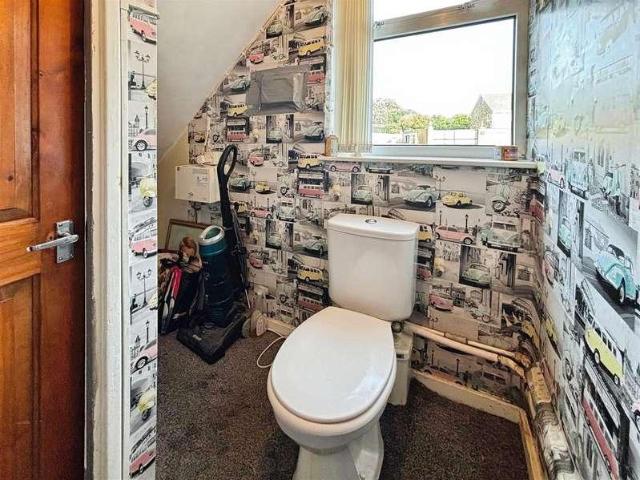 House for sale in Wyke, Bradford