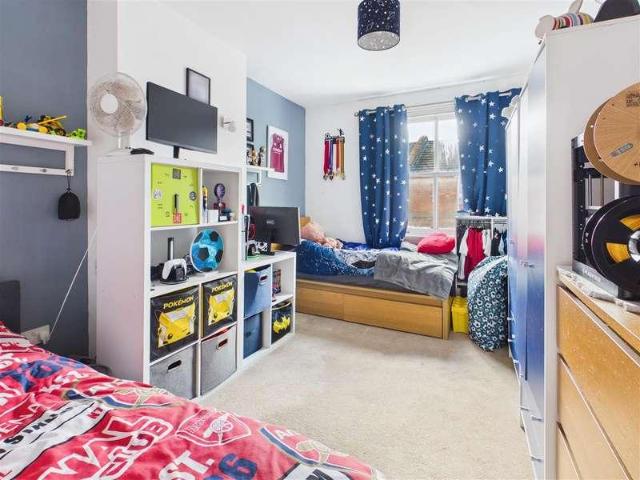 House for sale in Cliff Hill, Warwick