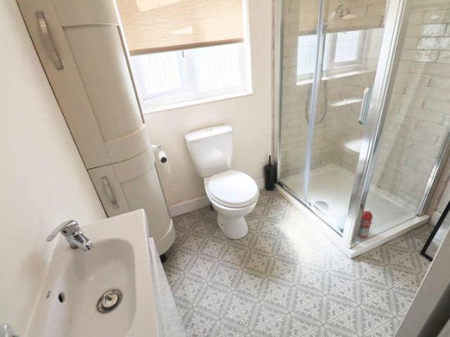 House for sale in Hinckley, Lash Hill