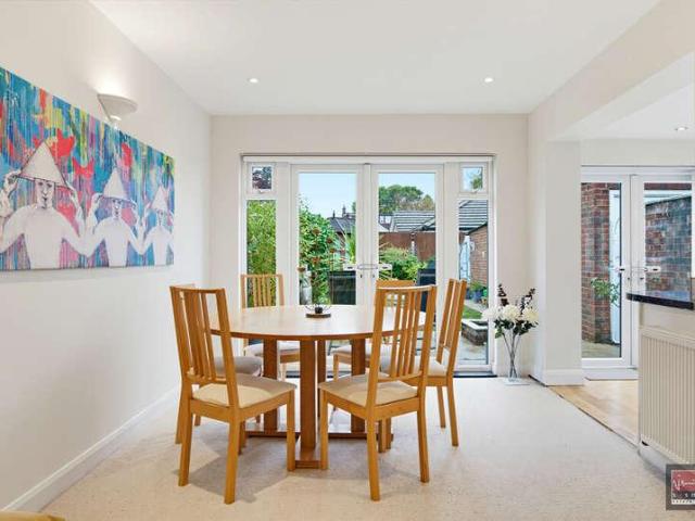 House for sale in Ashford, Spelthorne