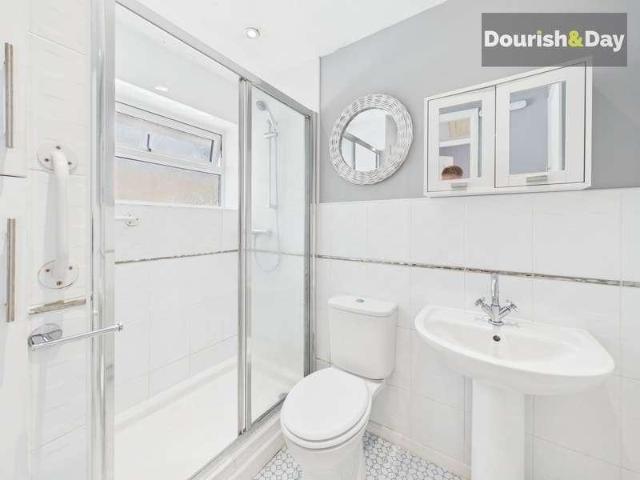House for sale in Berkswich, Baswich