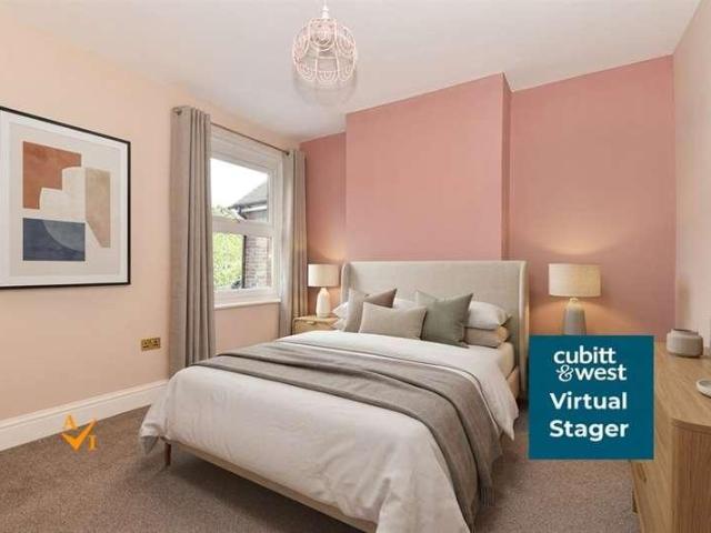 House for sale in Fole, Surrey