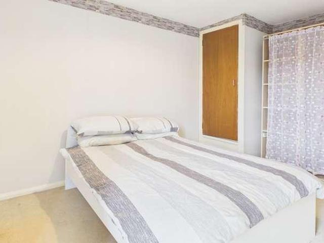 House for sale in Erskine, Scotland