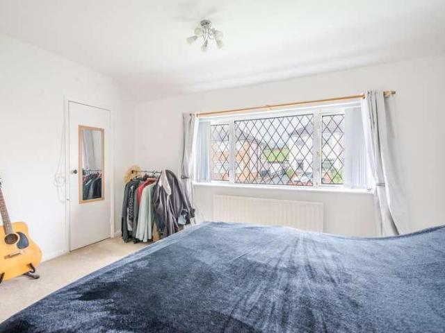 House for sale in Lee Lane, Bradford