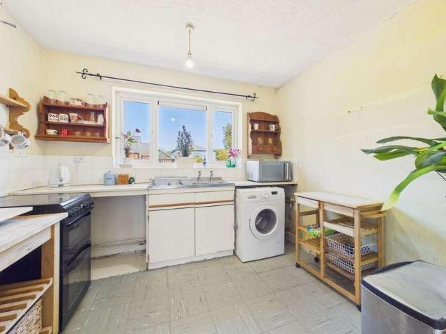 House for sale in Stone Street, Eastbridge