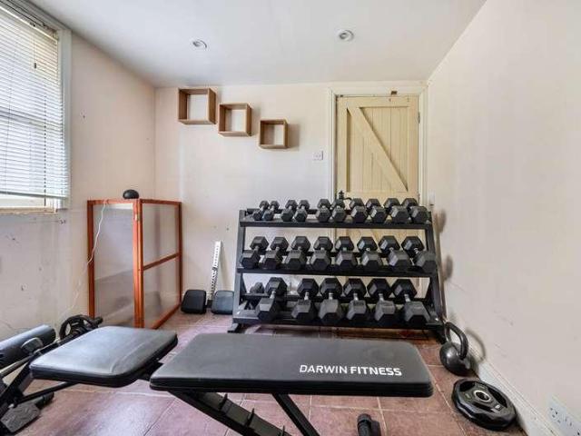 House for sale in Woodside Estate, Houghton Regis
