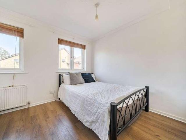 House for sale in London Borough of Lewisham, Greater London