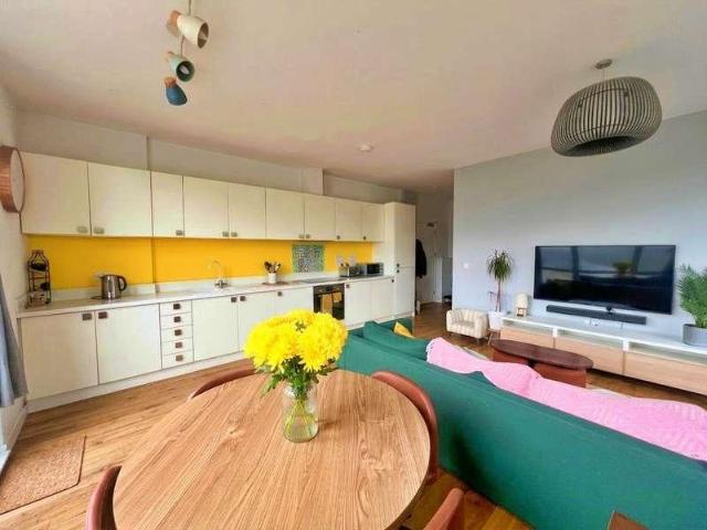 House for sale in Greater London