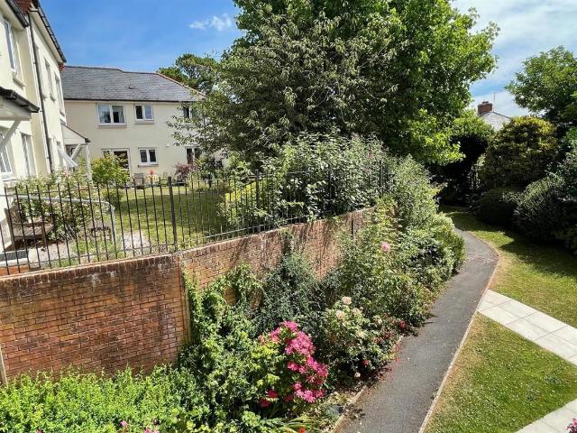 House for sale in Watergate, Devon