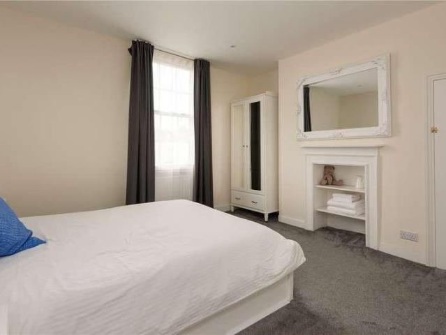 House for sale in The King's Mile, The Bridge