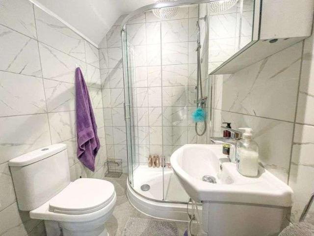 House for sale in Whitchurch
