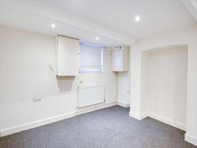 House for sale in Leighton-Linslade, Linslade