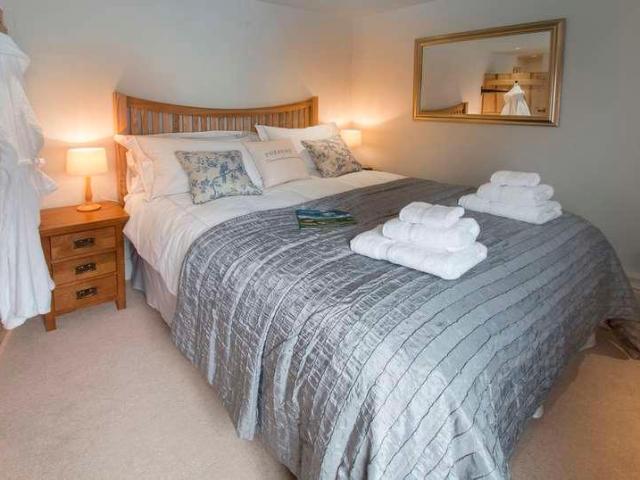 House for sale in Chelmondiston, Suffolk