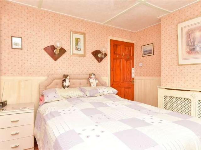 House for sale in Gravesend, Gravesham