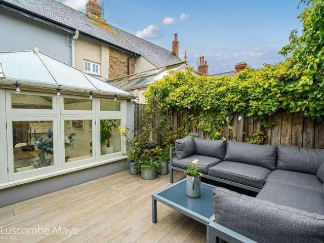 House for sale in Strode, Devon