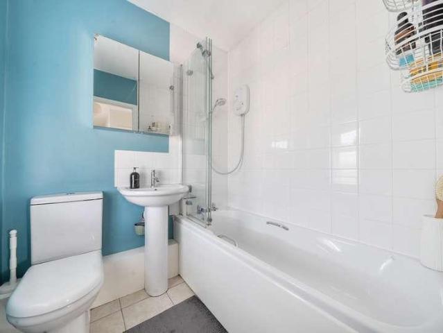 House for sale in Black Bourton, Oxfordshire