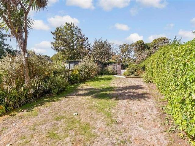 House for sale in Acol