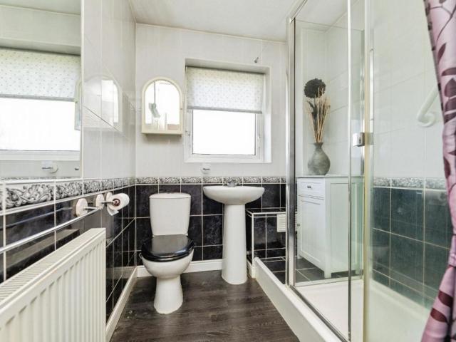 House for sale in Sheffield, Chapeltown