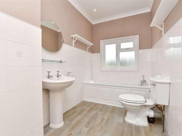House for sale in London Borough of Croydon, Purley