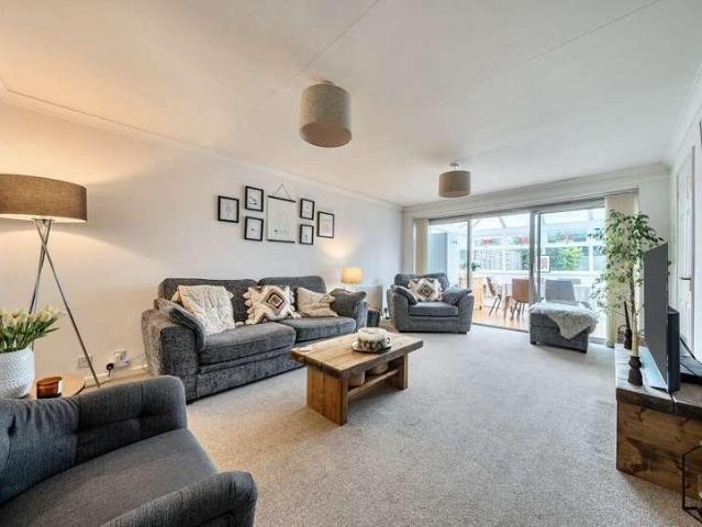 House for sale in Pamington, Gloucestershire