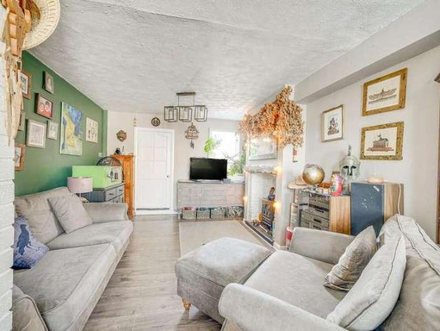 House for sale in Leighton-Linslade, Leighton Buzzard