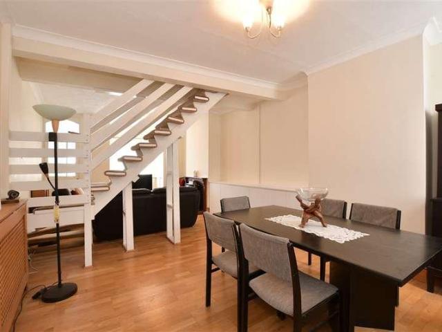 House for sale in Upper Walthamstow, Greater London