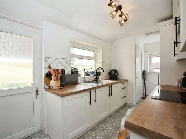 House for sale in Trealaw, Wales